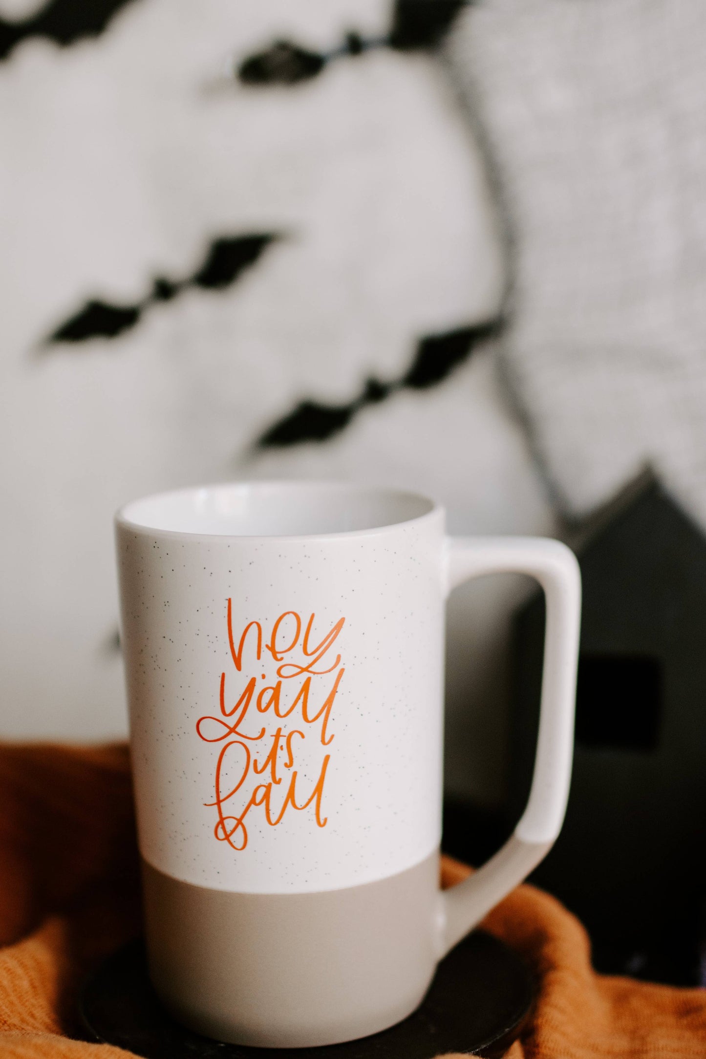 Hey Y'all It's Fall Mug: 16 oz